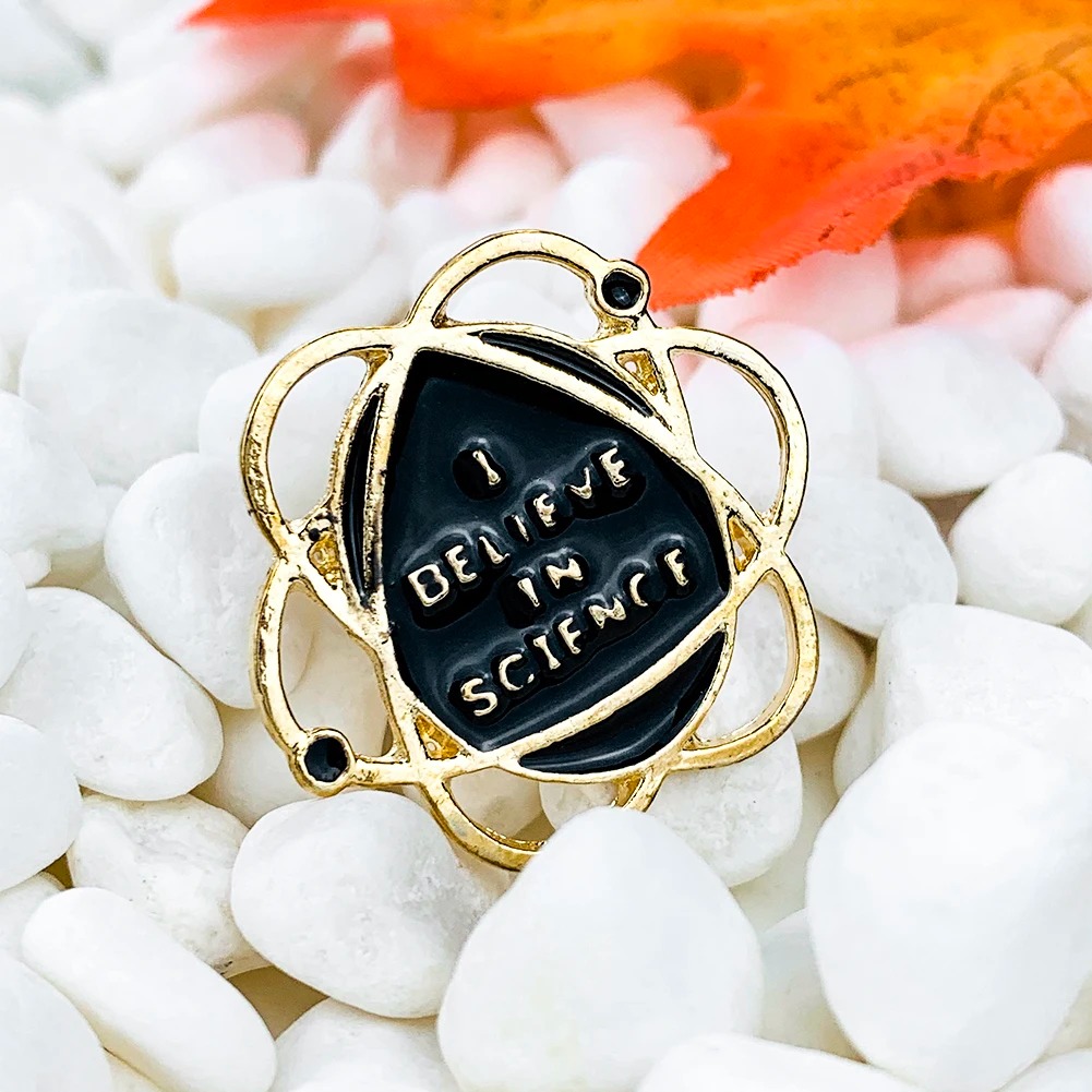 Science Themed Atom Brooch Hun - огляд і ціна Science Hunter