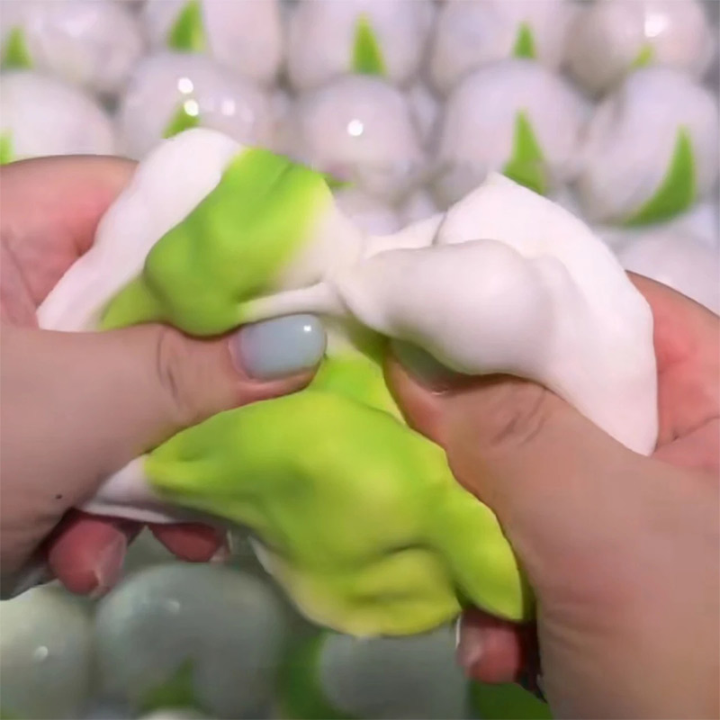 Pistachio Nuts Are Pinched By  - огляд і ціна Crystal Growing Kit